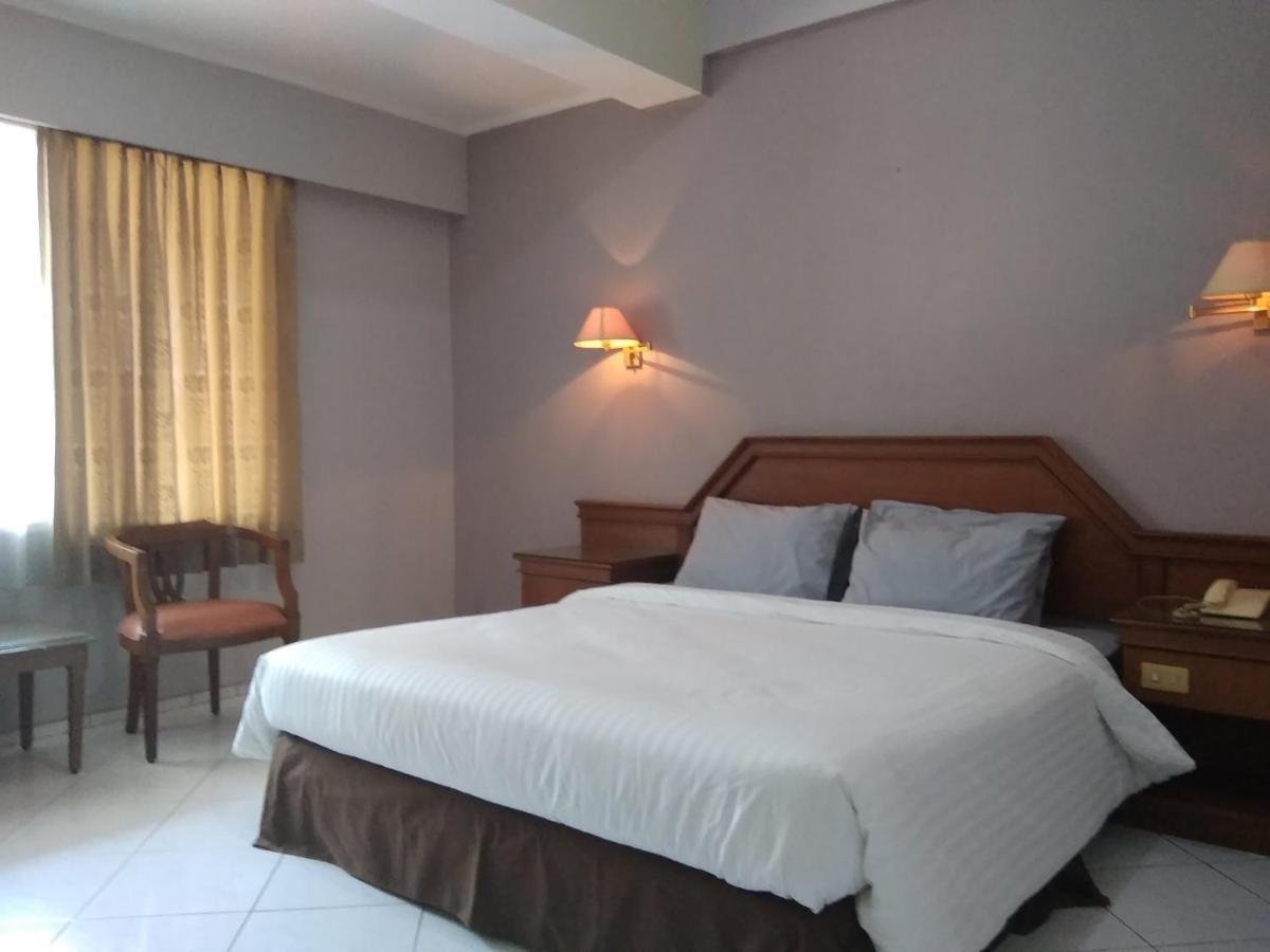 K-Style Eco Hotel Jakarta Exterior foto